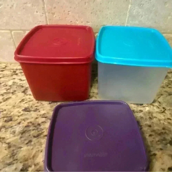 Vintage Tupperware Containers X 2 with Extra Purple Lid - Picture 1 of 3
